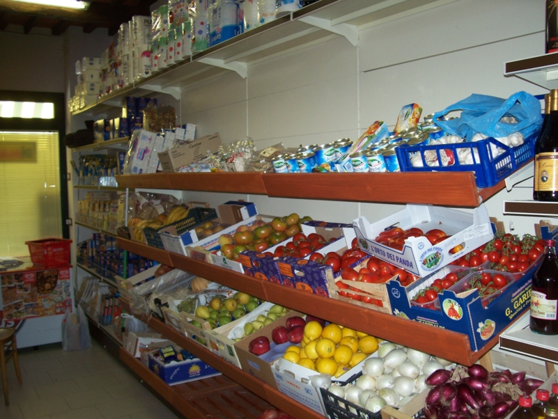  Image name: AlimentariMirka22.jpg 
 width: 801 pixel 
 height: 602 pixel 
 Size: 422566 bytes 
 Click to enlarge 